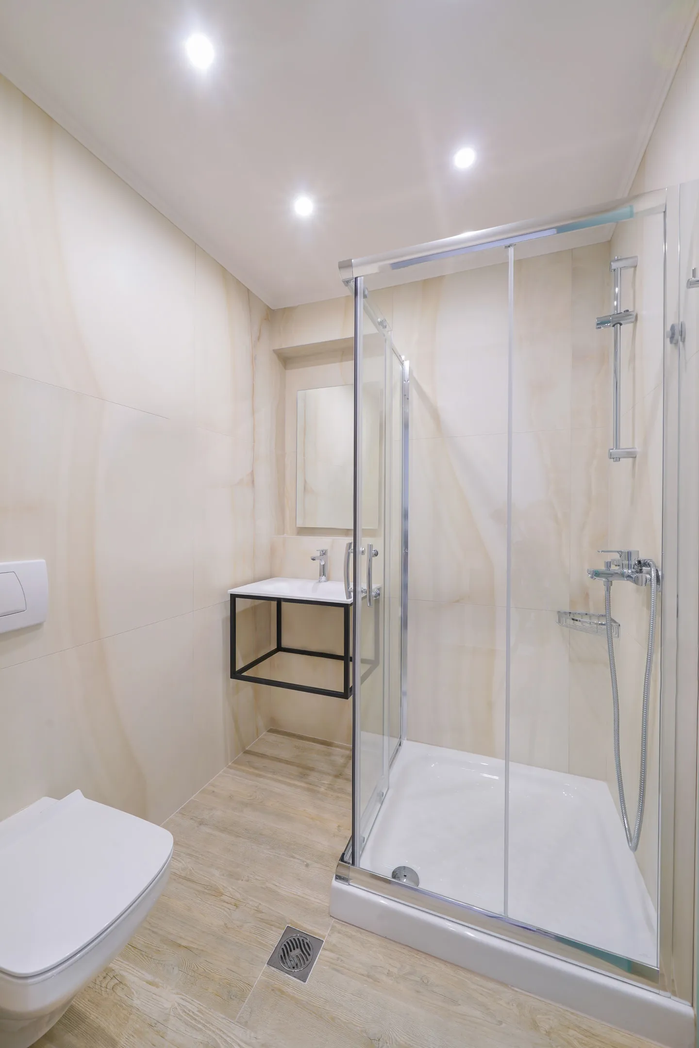 Tiara Holidays - IlioMagic luxury studios - Superior Suites bathroom